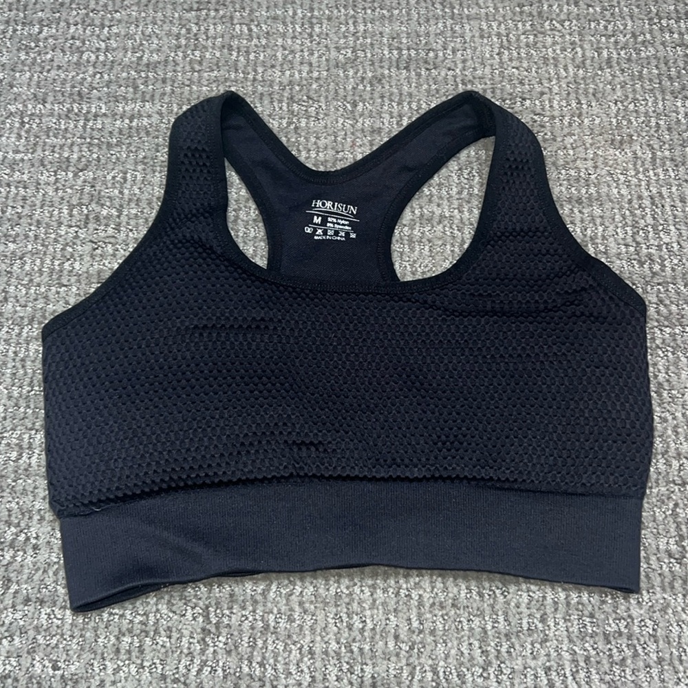 Black sport bra